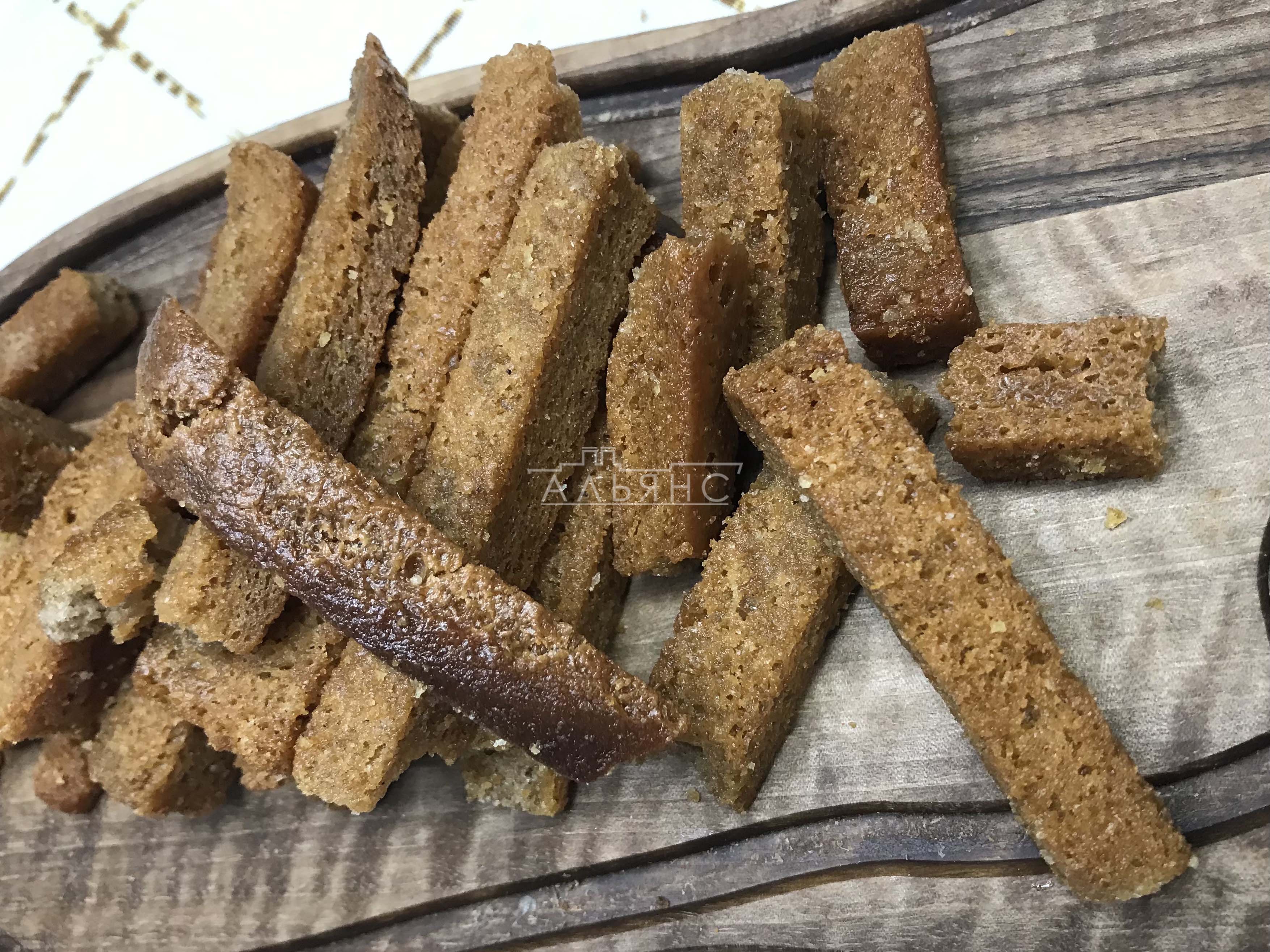 Деревенские гренки с чесноком в Таганроге