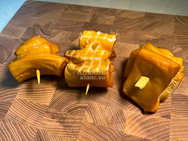 Шашлычок из кальмара х/к в Таганроге