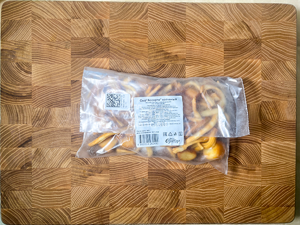 Сыр 150 гр ГОРНЫЙ СЫРОВАР (Ассорти копчёный) в Таганроге