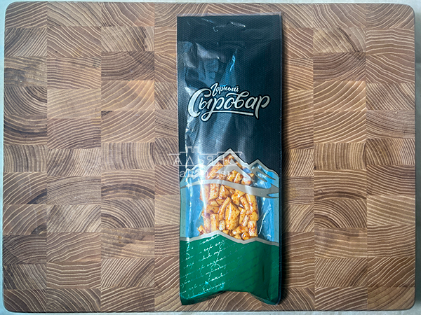 Сыр 60 гр ГОРНЫЙ СЫРОВАР (Бочонок копчёный с аджикой) в Таганроге