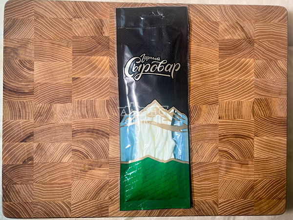 Сыр 60 гр ГОРНЫЙ СЫРОВАР (Нити) в Таганроге