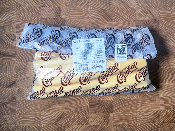Сыр 1 кг ГОРНЫЙ СЫРОВАР (Балыковый копчёный) в Таганроге